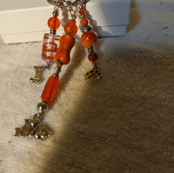 New,handmade 3 strand hanging dog charms keychain. Glass orange &silver beads. - Picture 2 of 4